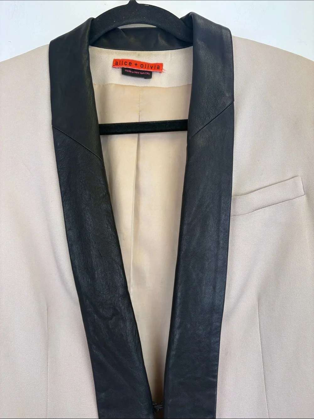 Alice And Olivia Jacket Beige With Black Lamb skin Collar Size small